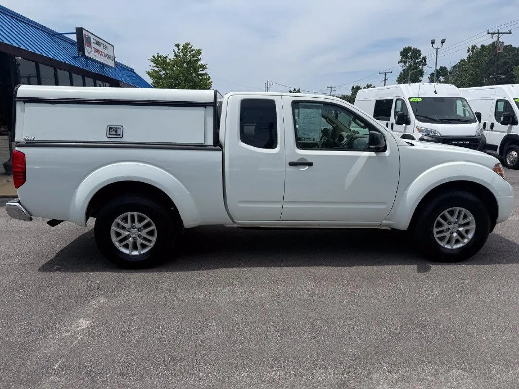 Nissan Frontier photo 13