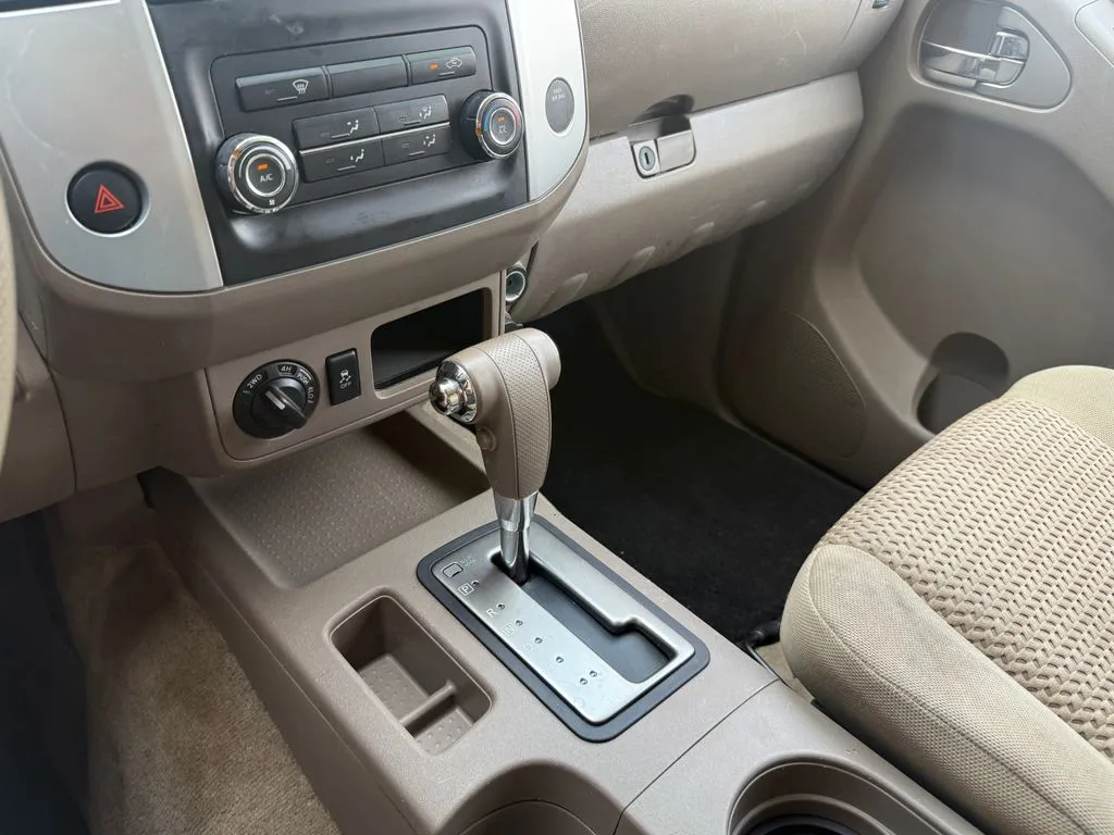 Nissan Frontier photo 31
