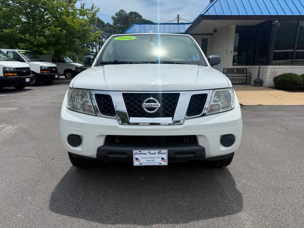 Nissan Frontier photo 7