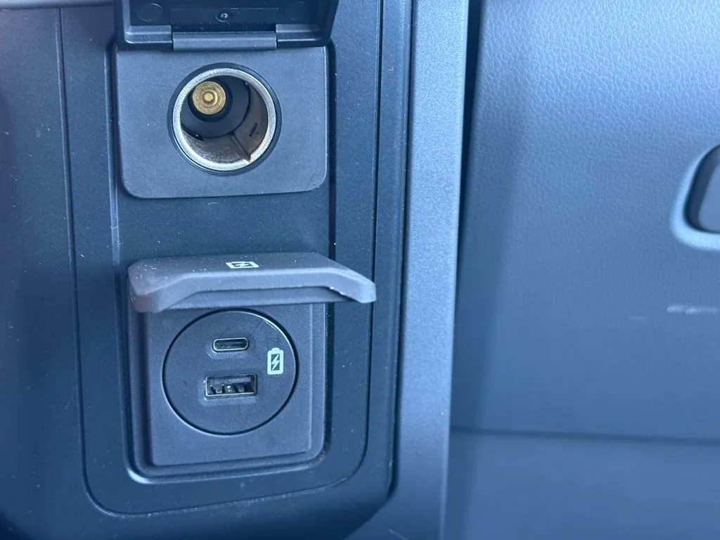 2022 Ford F-150 XLT - Photo 25