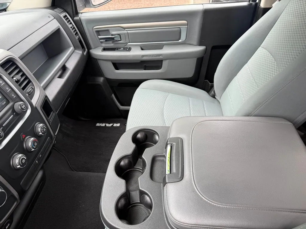 2020 RAM Ram 1500 Classic Tradesman - Photo 25