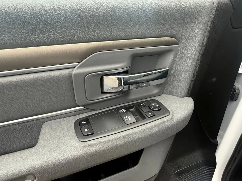 2020 RAM Ram 1500 Classic Tradesman - Photo 16