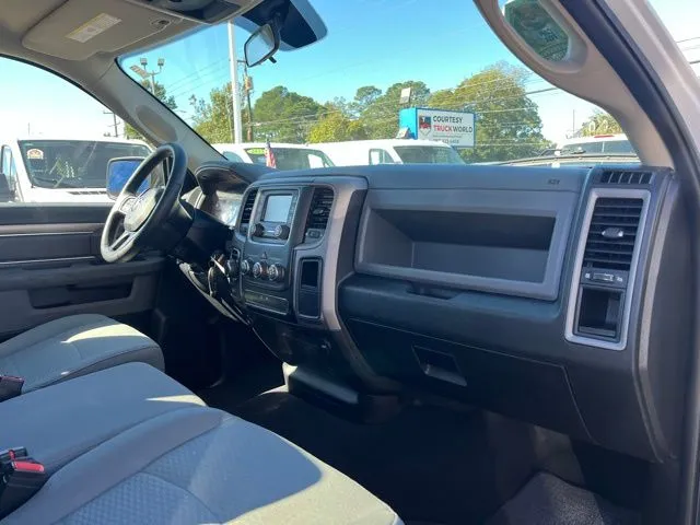 2020 RAM Ram 1500 Classic Tradesman - Photo 18