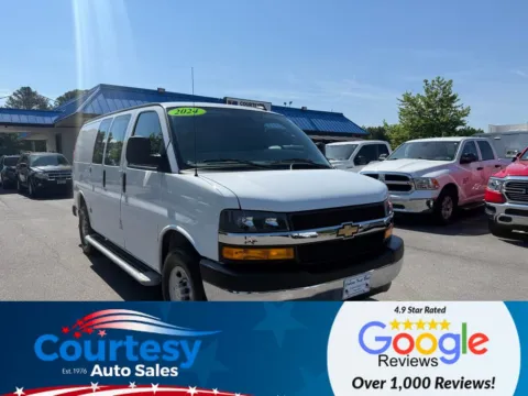 White 2024 Chevrolet Express 2500 Work Van for sale in Chesapeake, VA