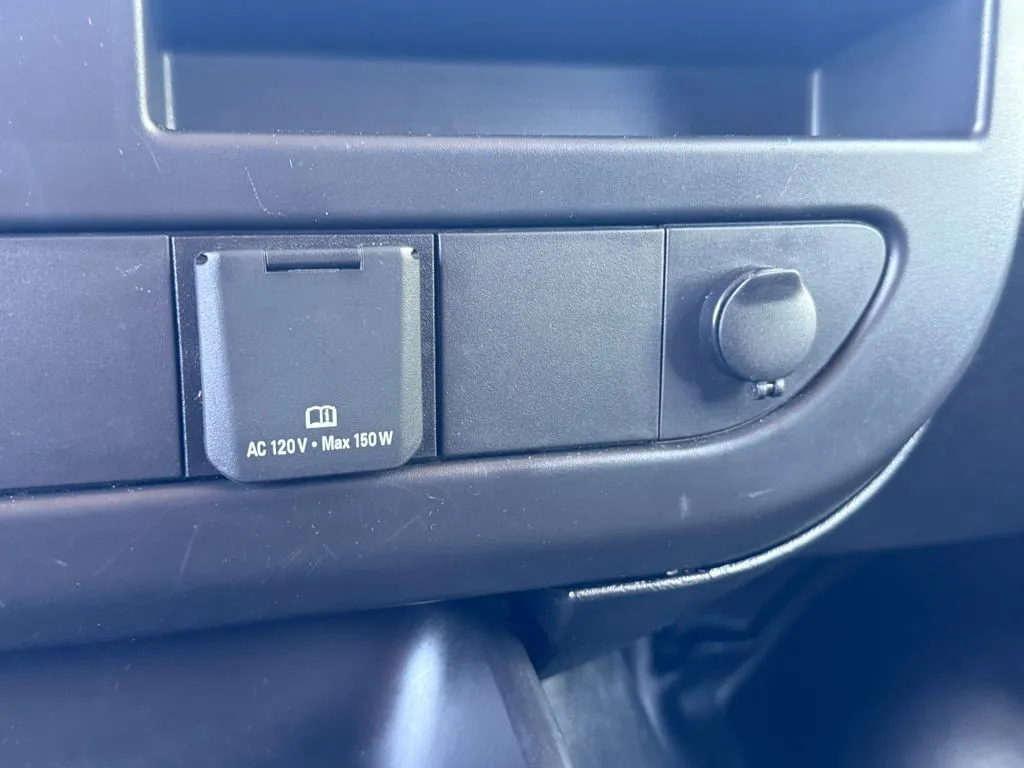Chevrolet Express photo 25