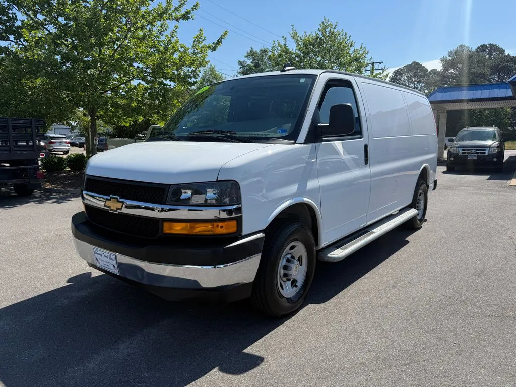 Chevrolet Express photo 6