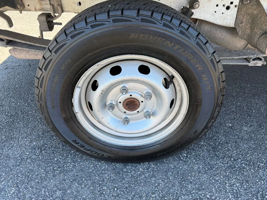 Ford Transit-250 photo 19