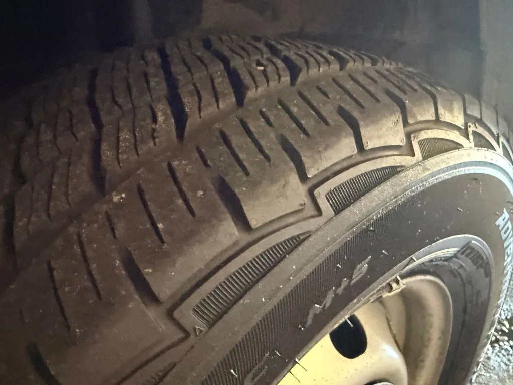 Ford Transit-250 photo 18