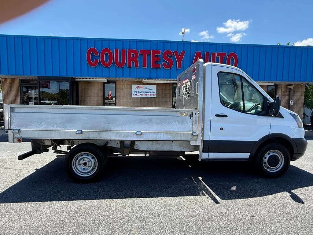 Ford Transit-250 photo 8