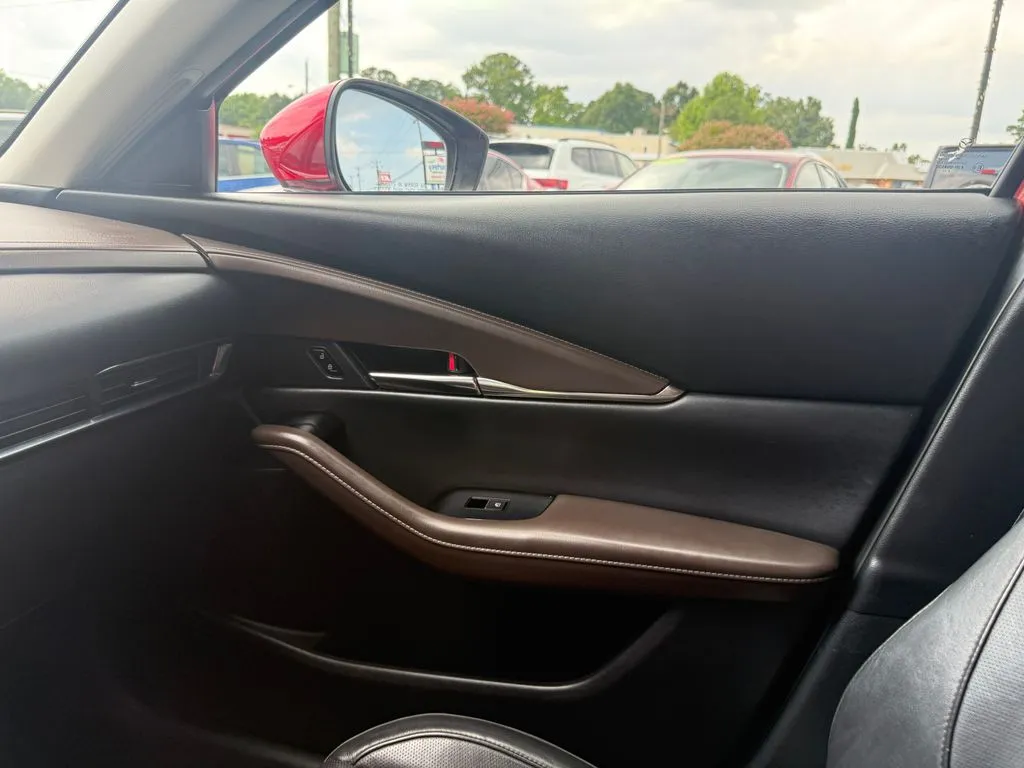 Mazda CX-30 photo 23