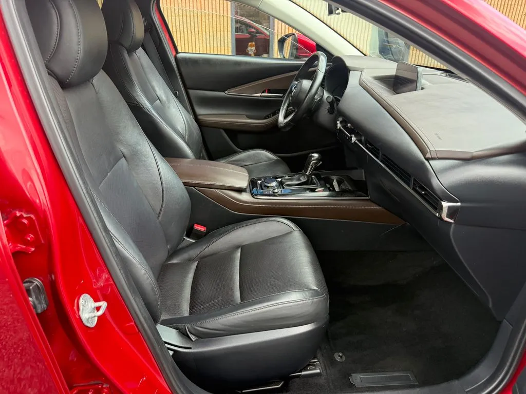 Mazda CX-30 photo 22