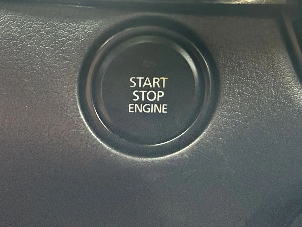 Mazda CX-30 photo 30