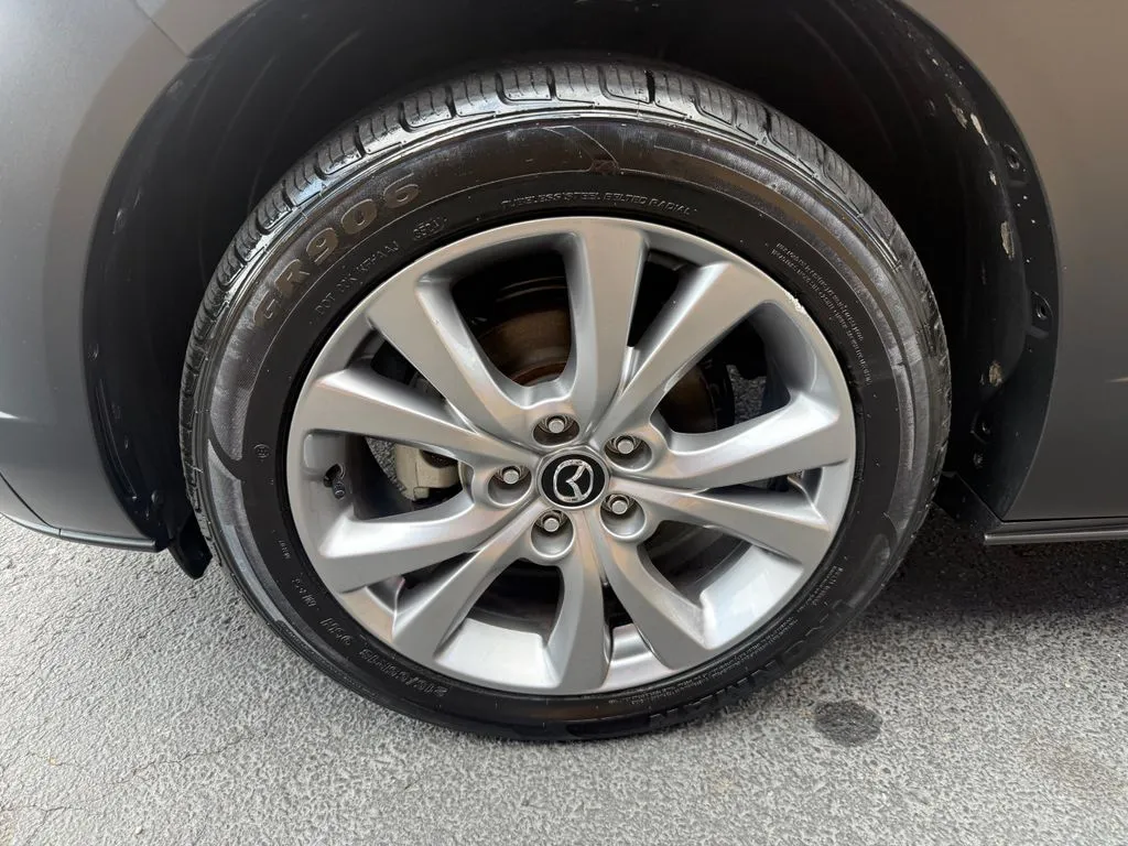 Mazda CX-30 photo 37