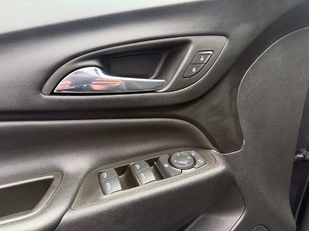 Chevrolet Equinox photo 15