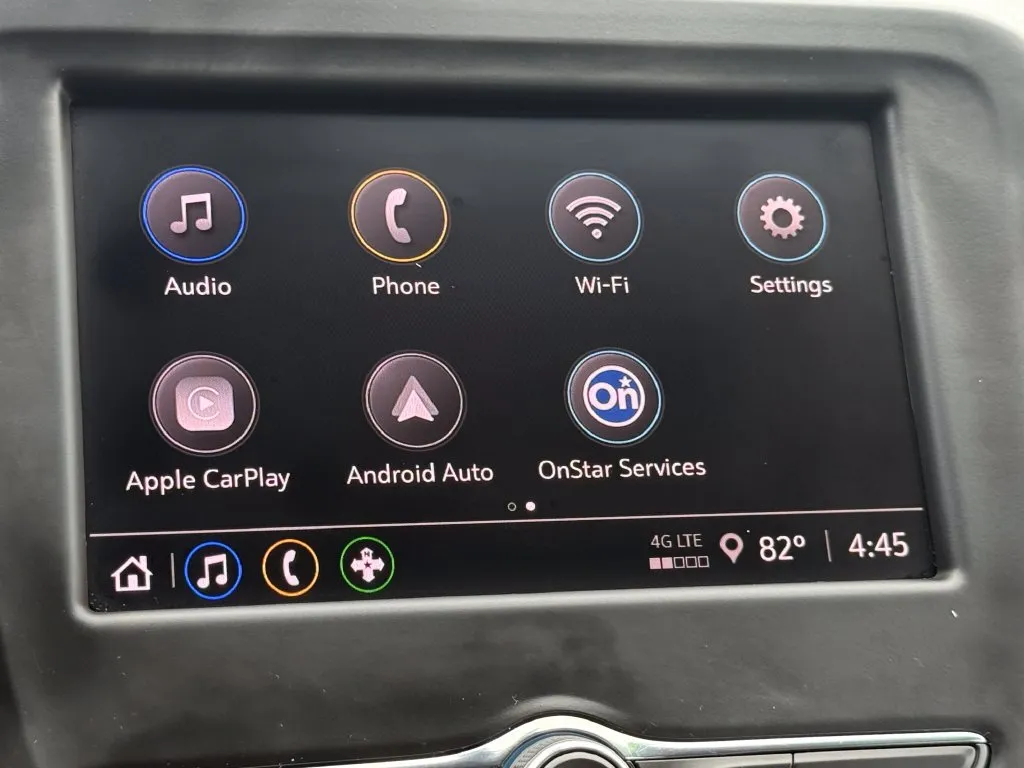 Chevrolet Equinox photo 2