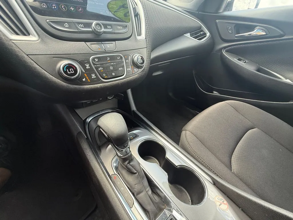 Chevrolet Malibu photo 19