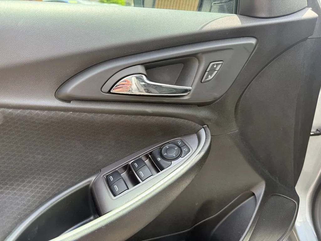 Chevrolet Malibu photo 11