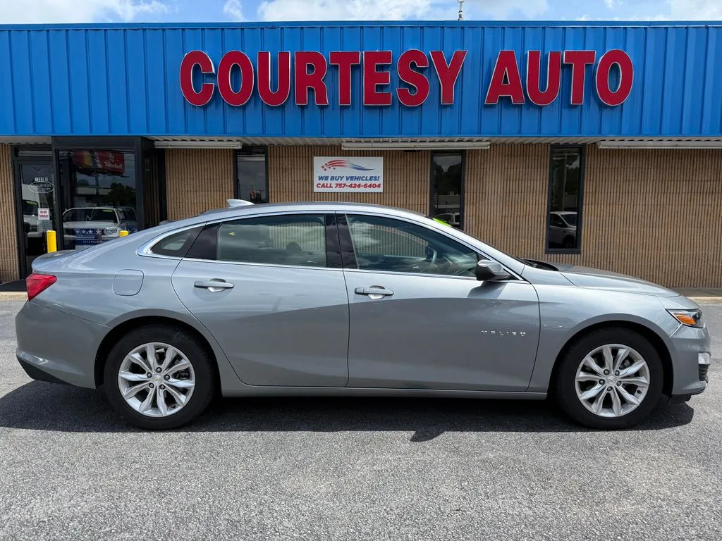 Chevrolet Malibu photo 8