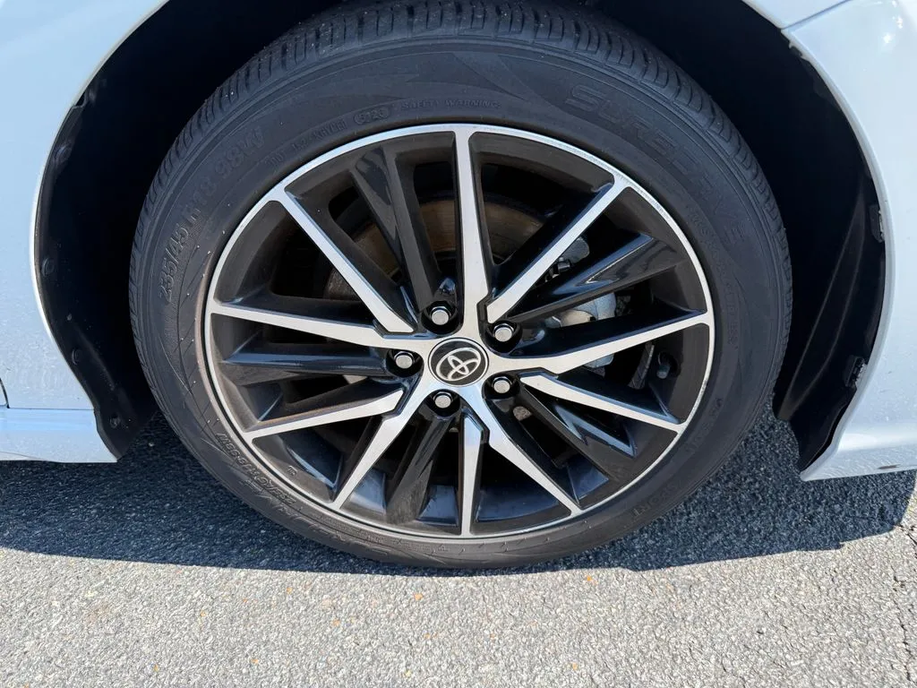 Toyota Camry photo 30