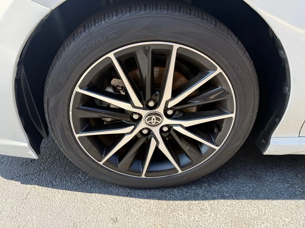 Toyota Camry photo 31