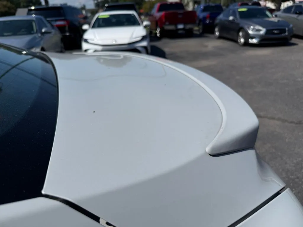 Toyota Camry photo 11