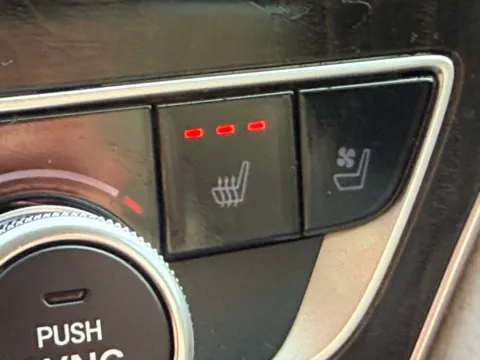 More photos of 2020 Honda Accord Hybrid Touring at Courtesy Auto Sales, VA