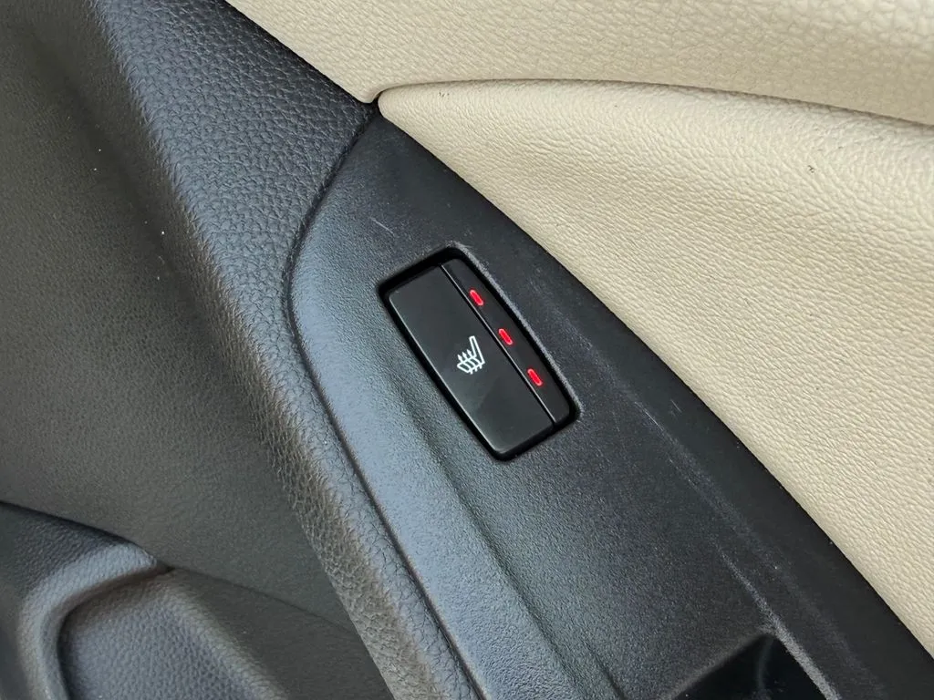 Honda Accord photo 21