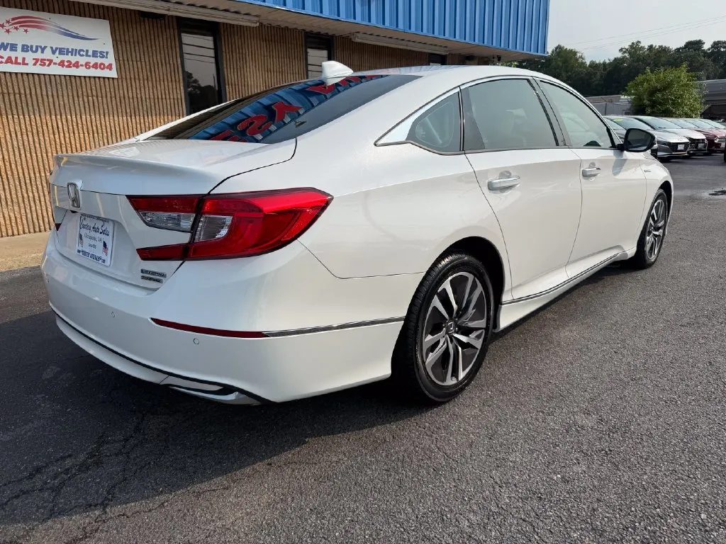 Honda Accord photo 12