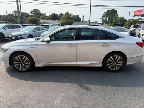 More photos of 2020 Honda Accord Hybrid Touring at Courtesy Auto Sales, VA