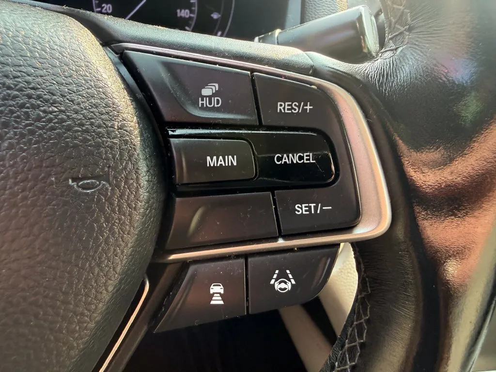 Honda Accord photo 26
