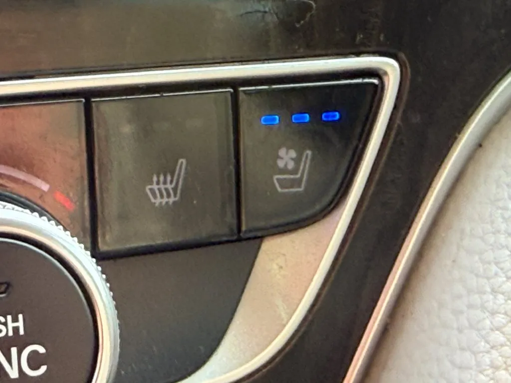 Honda Accord photo 5