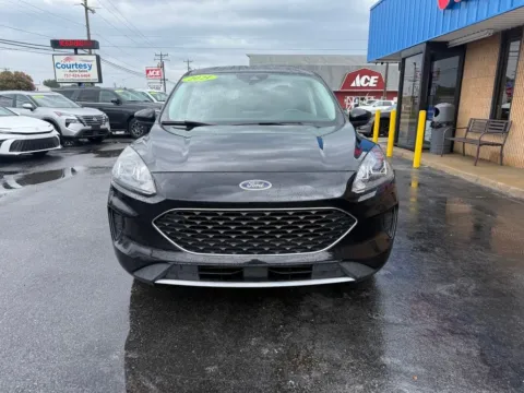 Photos of 2021 Ford Escape SE for sale in Chesapeake, VA at Courtesy Auto Sales