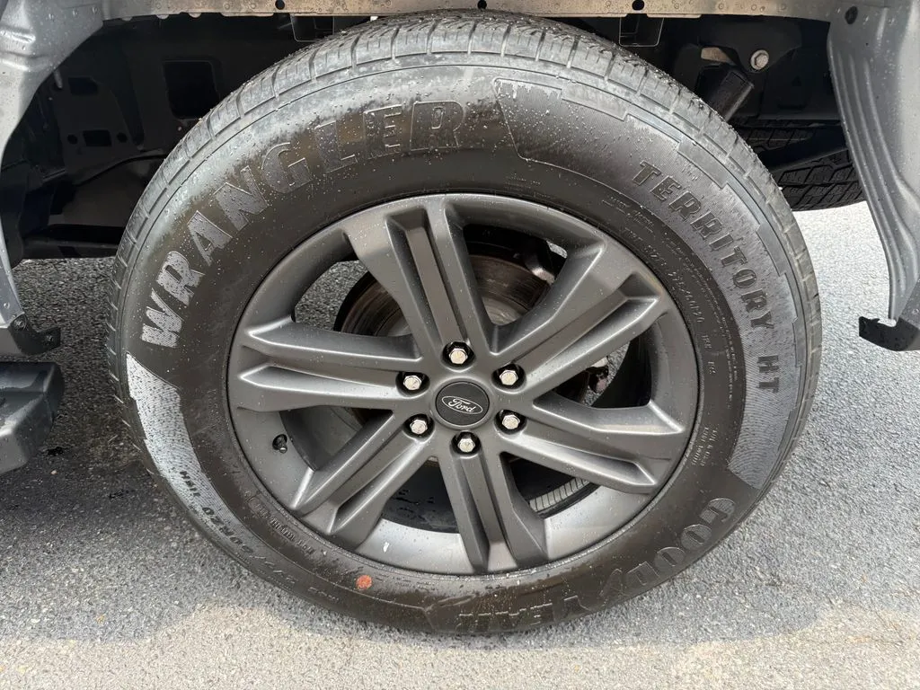 Ford F-150 photo 47
