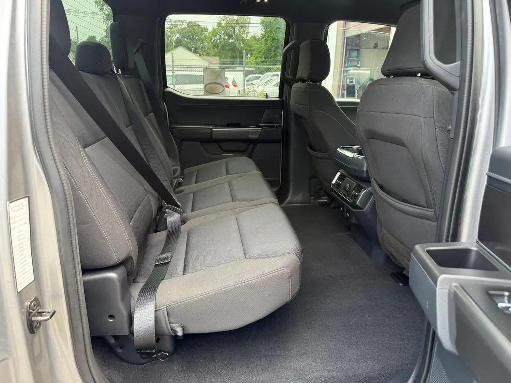 Ford F-150 photo 24