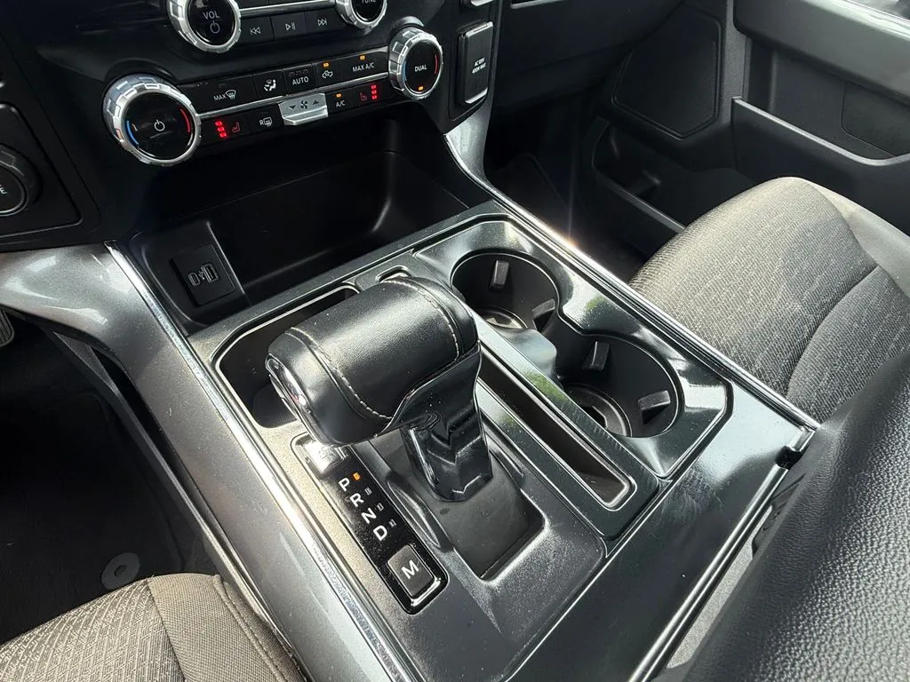 Ford F-150 photo 33