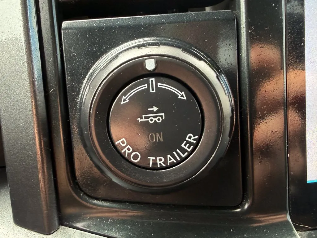 Ford F-150 photo 39