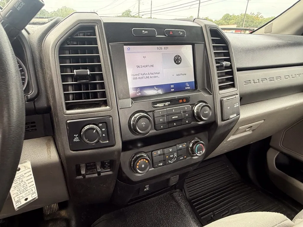 Ford F-250SD photo 25