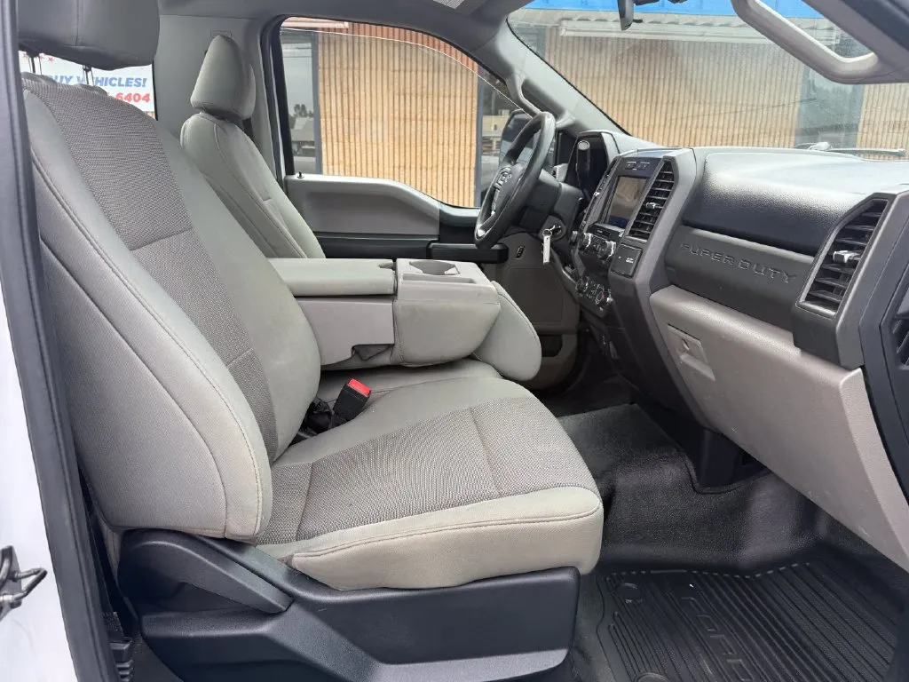 Ford F-250SD photo 21