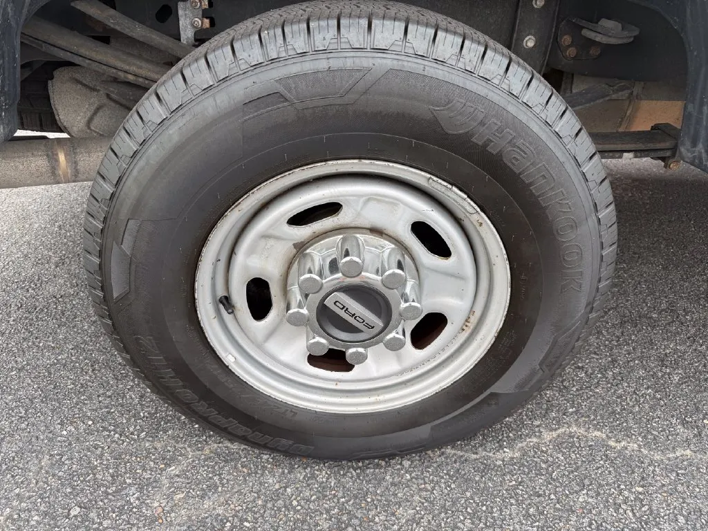 Ford F-250SD photo 31