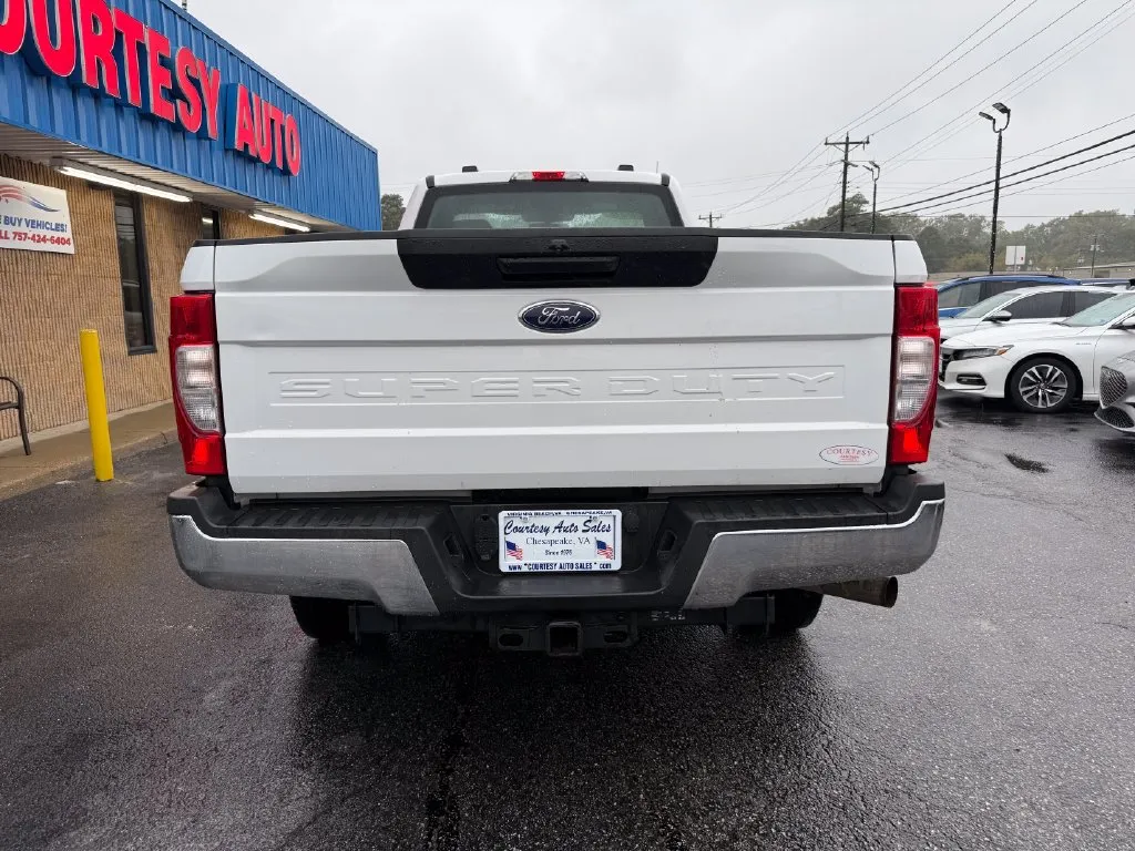 Ford F-250SD photo 12