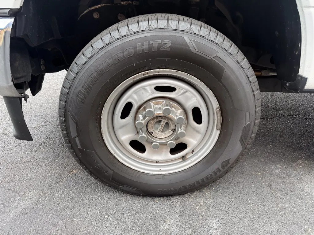 Ford F-250SD photo 33