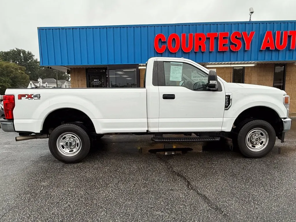 Ford F-250SD photo 14
