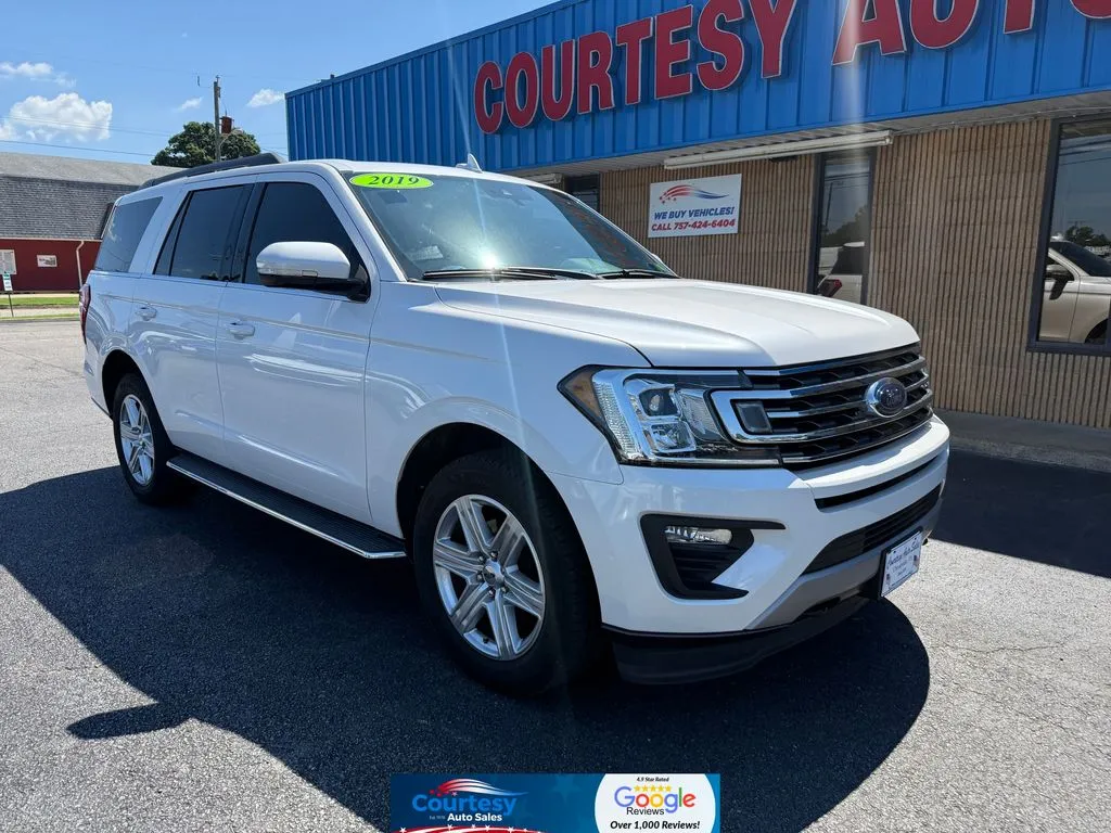 White 2019 Ford Expedition XLT for sale in Chesapeake, VA