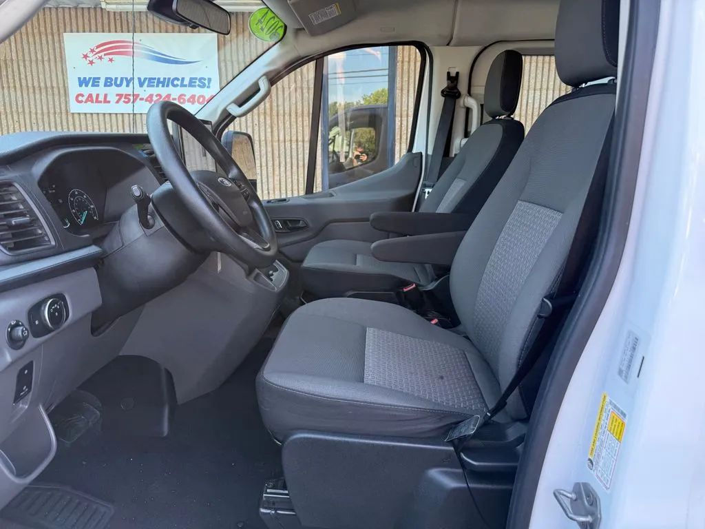 Ford Transit-350 photo 13