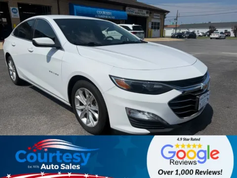 White 2019 Chevrolet Malibu LT for sale in Chesapeake, VA