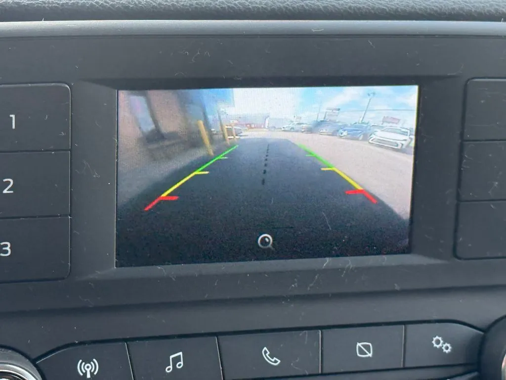 Ford Transit-250 photo 25