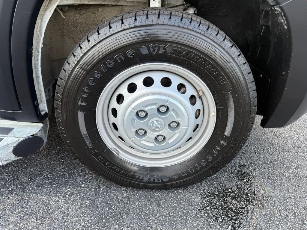 Ram ProMaster 2500 photo 31