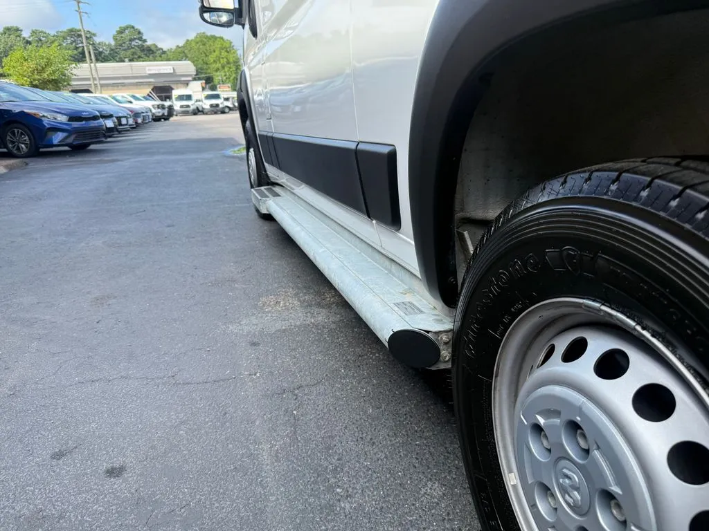 Ram ProMaster 2500 photo 14