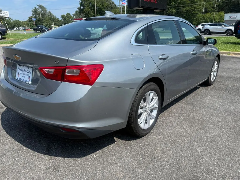 Chevrolet Malibu photo 13