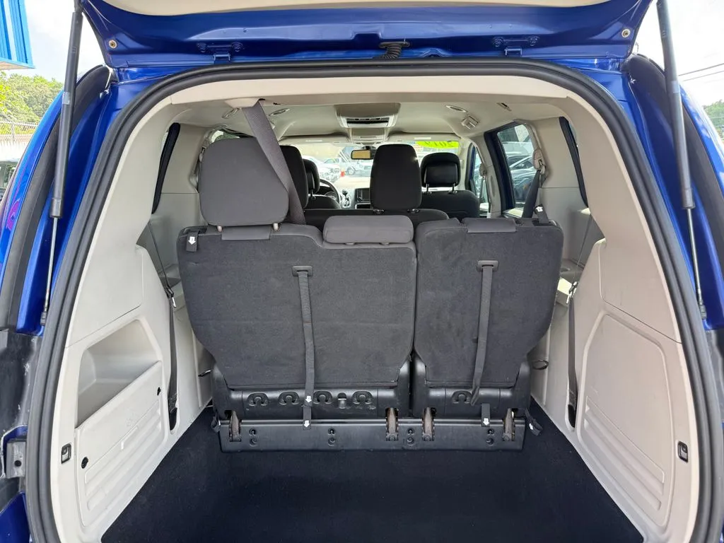 Dodge Grand Caravan photo 12